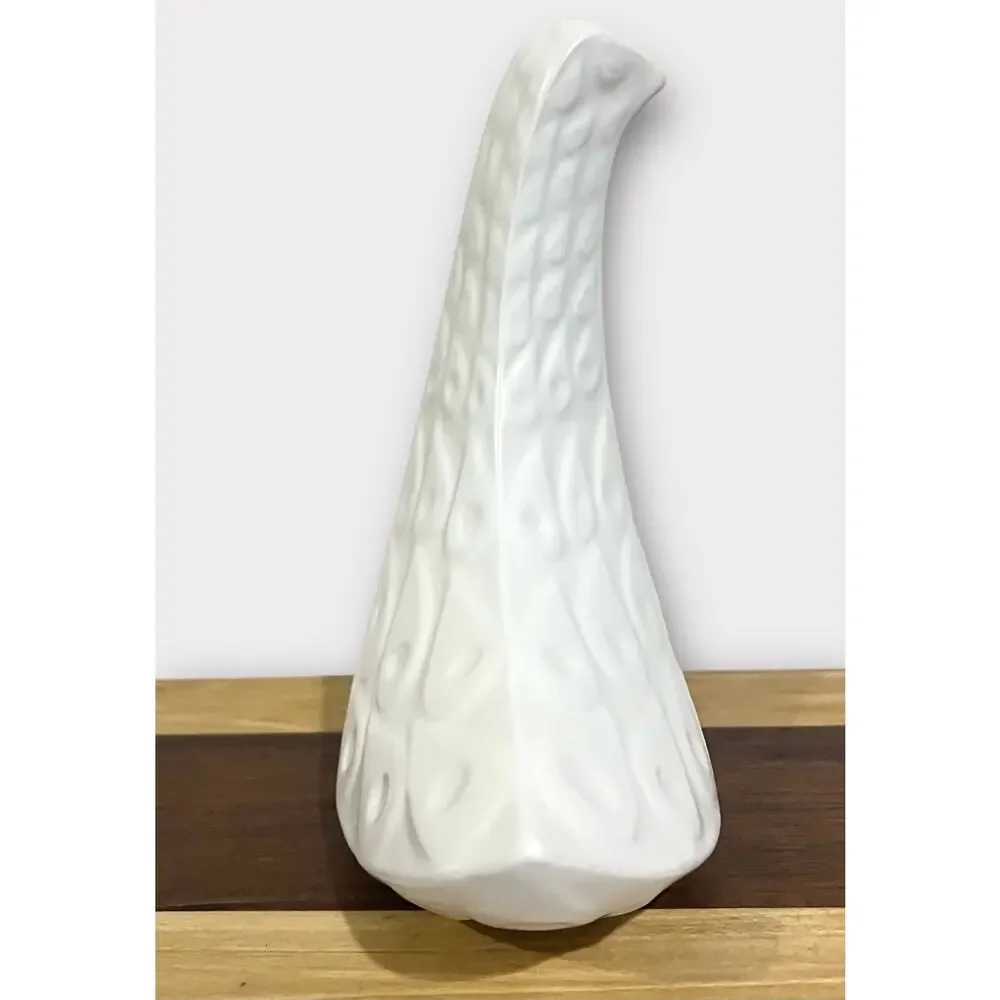 JONATHAN ADLER White Salt Glazed Pottery Medium Bird Figurine Sculpture